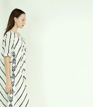 品牌服饰,夏季新品,时尚女装,ZIRONG,子容