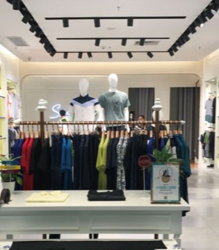 品牌服饰,创业开店,莎斯莱思