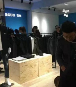 新店开业,开业旺季,服装加盟,它钴