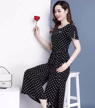 花月秋,女装,时尚穿搭,品牌女装