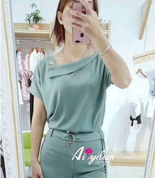 爱依莲,品牌女装,时尚穿搭