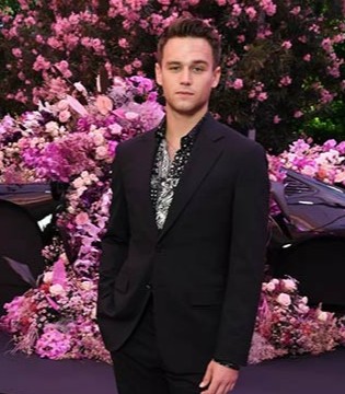 范思哲,VERSACE,品牌男装,时尚穿搭