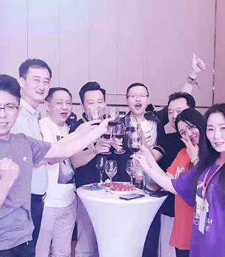朝花夕拾女装,品牌女装,新品发布会