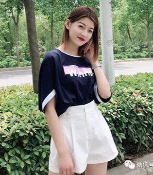 依贝奇女装,品牌女装,时尚穿搭