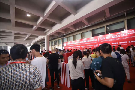 多維互聯(lián)、時尚協(xié)同 杭州服裝博覽會與女裝大會攜手走來