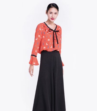 宝薇服饰,女装品牌,春季穿搭