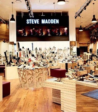 Steve Madden,业绩下滑,鞋履行业