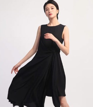 SN 女装,经典黑色裙,夏日新品