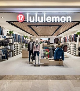 Lululemon,Lululemon线上业绩暴涨,Lululemon业绩下滑