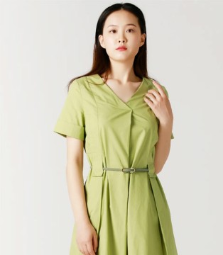 ALINE,阿莱服饰,夏日新品,绿色穿搭