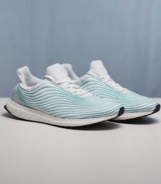 The Row,腋下包,Adidas,Gregory,Kanye