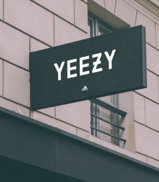 Kanye West,Yeezy,政府贷款