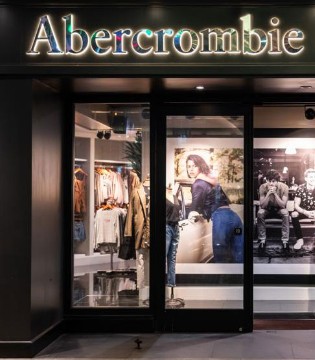 Abercrombie & Fitch,线上渠道,业绩