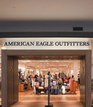 American Eagle Outfitters,业绩,发展