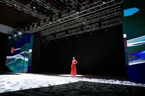 萬方服飾：旖旎一夢 天衣無縫 | 2020廣東時裝周-秋季