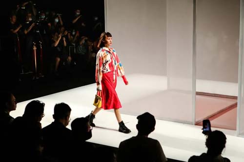 粵港澳設(shè)計(jì)師品牌發(fā)布會丨2020廣東時(shí)裝周-秋季