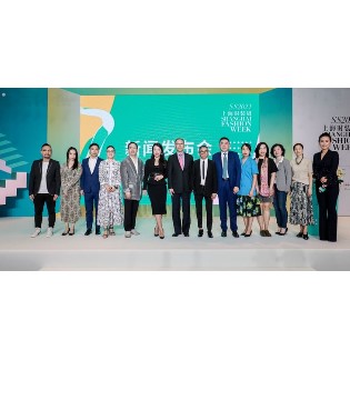 重启风尚,2021春夏上海时装周,永续T台