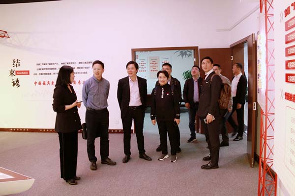 融入長(zhǎng)三角 加速內(nèi)循環(huán) 組委會(huì)走進(jìn)常熟服裝城