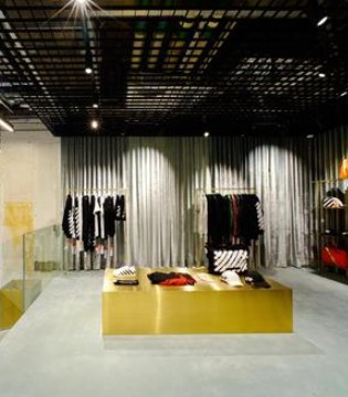 美国潮牌,Off-White,庄臣,商标法律纠纷