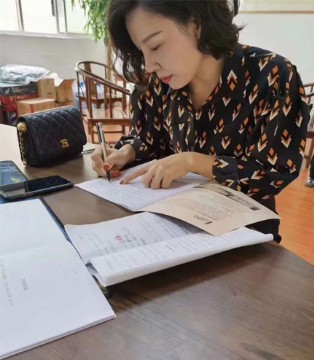 色彩一秀,女装品牌,新店开业