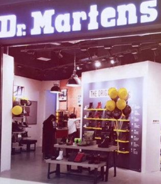 Dr. Martens,财报业绩,马汀博士,英国鞋履品牌,Permira