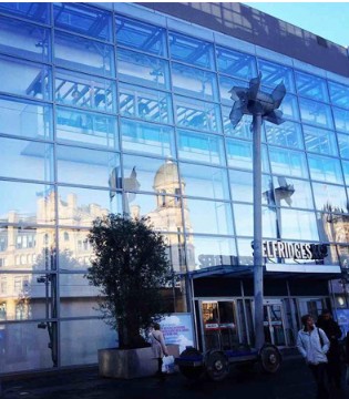 Selfridges2020财年收入增长5% 净利润却暴跌65.8%