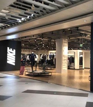 耐克,市值突破2200亿美元,财报业绩,运动品牌招商加盟,Nike