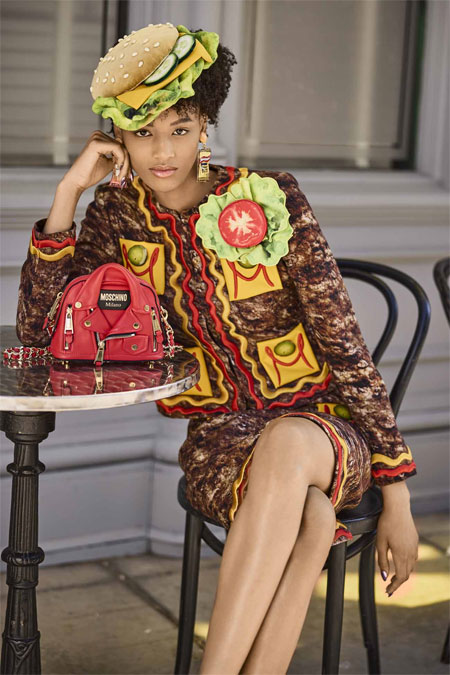 MOSCHINO,2022早春系列,奇幻时装秀