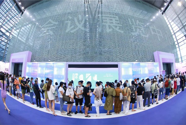 2021時尚深圳漂亮收官 中國時尚蘇醒正當時