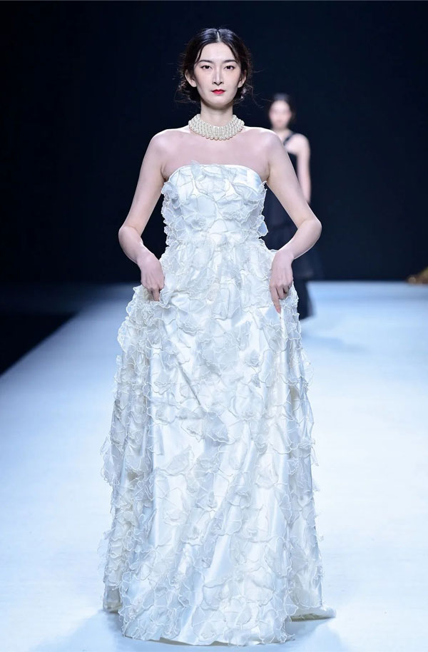 2021時尚深圳漂亮收官 中國時尚蘇醒正當時