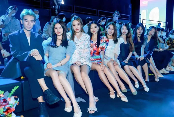 2021時尚深圳漂亮收官 中國時尚蘇醒正當時