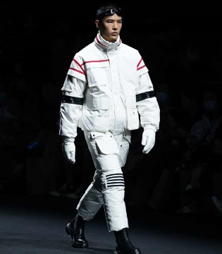 AKCLUB;上海时装周;2022春夏