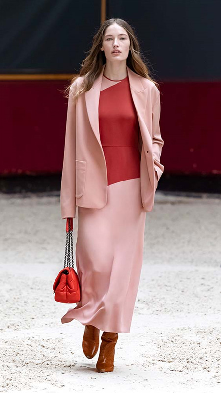 登上海时装周：Longchamp展现自信女性的法式风情