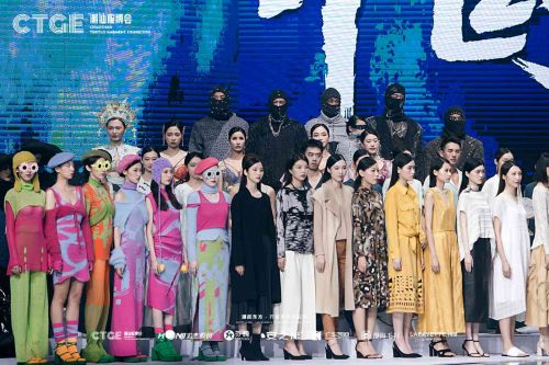 勇立“潮”頭，唱響紡織服裝大發(fā)展旋律