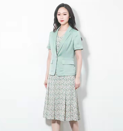 夺宝奇兵 都市女性的多种时尚style