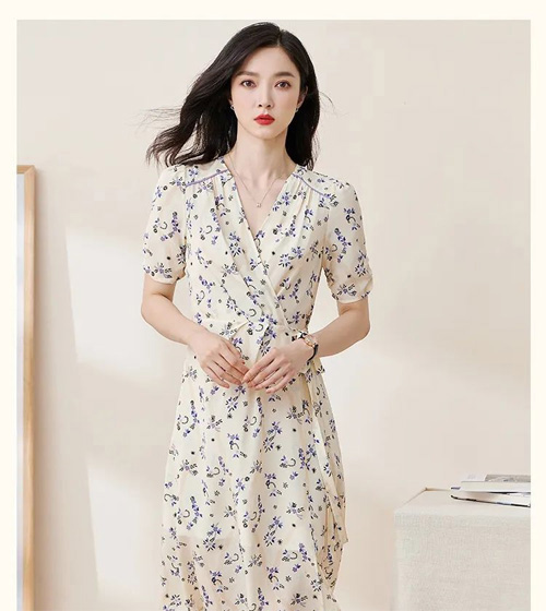 MISSSHINE米思阳服饰 裙装里的迷人盛夏