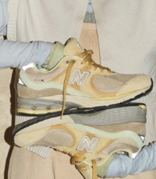 AURALEE,New Balance 2002R,新品发布