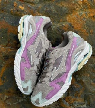 Footpatrol,l联名鞋款,仿岩石风格