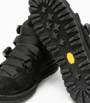 DANNER,meanswhile,合作靴子