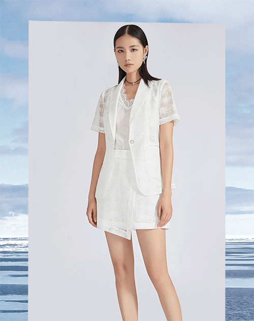 LUONA珞娜女装 定格美好释放夏日活力