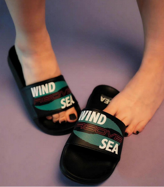 A6OVE x WIND AND SEA联名发新 探索街头音乐的融合