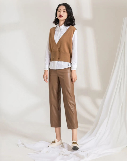 EBECKY依贝奇女装 针织里蕴藏的慵懒型格