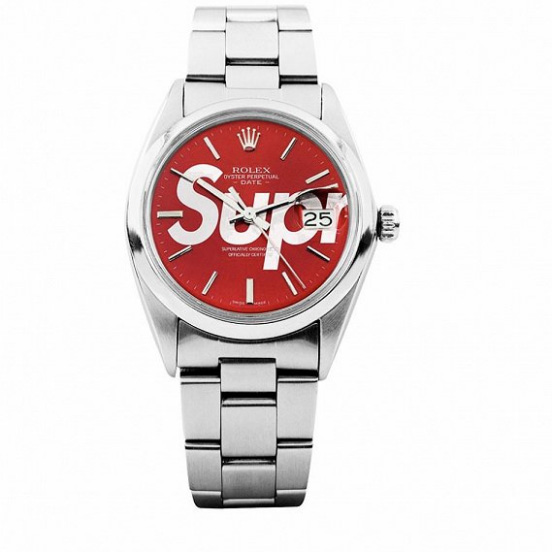 Supreme 2022秋冬系列发布 羽绒服、派克大衣齐登场