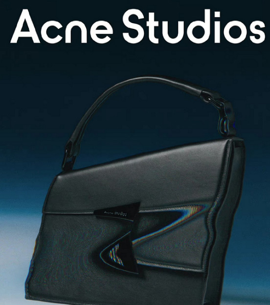把包玩活了 Acne Studios �l布 2022秋冬系列��形包袋