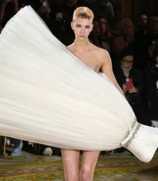 Viktor & Rolf,2023 春夏定制,打破常规