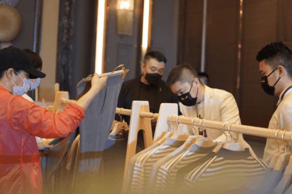 服装行业,服装供应链,服装定制