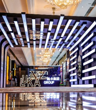 ֱ LUKA 2023 Autumn & Winter rд