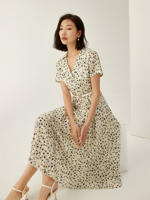 例格 碎花除了唯美以外原来还可以如此优雅大方