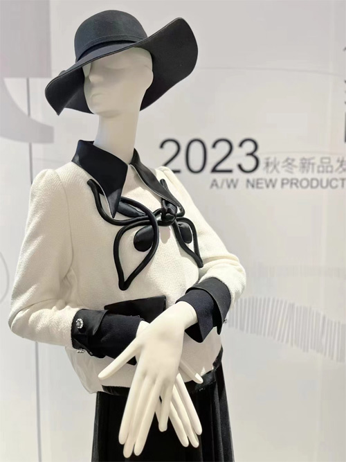 ҦI2023ﶬƷӆ؛\WR