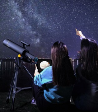 当当狸智能天文望远镜 满足你对宇宙的无尽想象